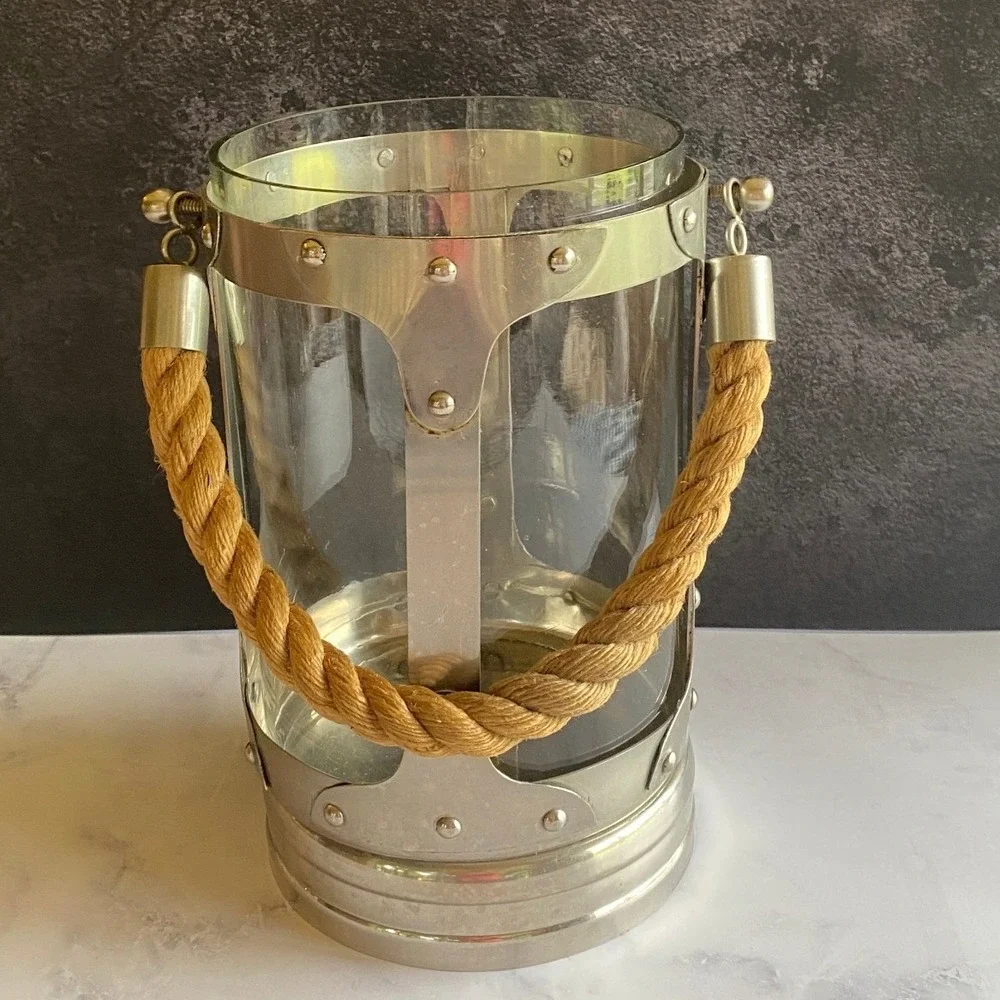 Metal Framed Candle Holder with Hand Blown‎ Glass Chimney and Rope Handle
